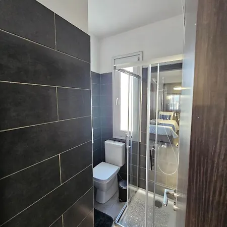 11 Suites - Panorama Studio 拉纳卡
