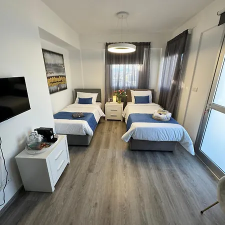 11 Suites - Panorama Studio Apartment *